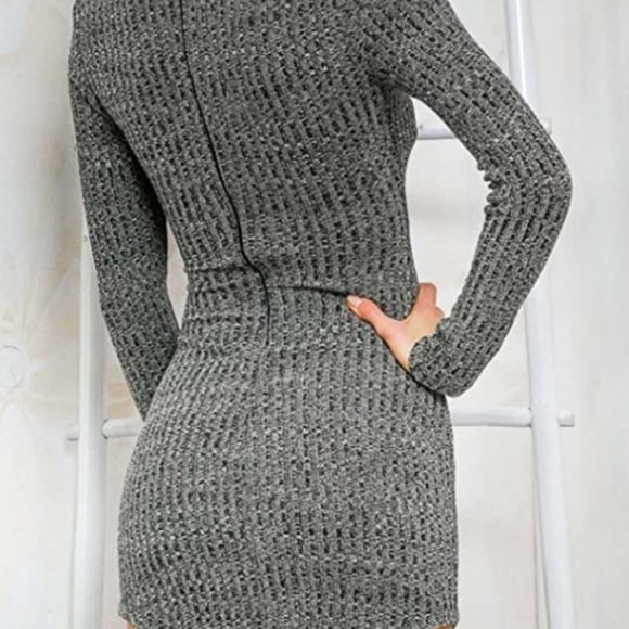 Long Sleeved Grey Dress - Picture 4 of 13